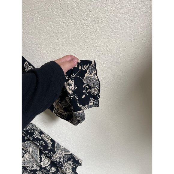 VTG Body Central Juniors Size S Long Sleeve Square Neck Y2K 90s‎ Grunge Print - Picture 2 of 6